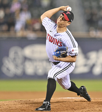 [포토] 배재준 ‘힘찬 투구’