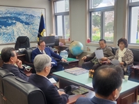 헌정회, “진정성 있는 분권형 권력구조 개헌 추진해 달라!”