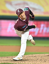 [포토]역투하는 키움 유토