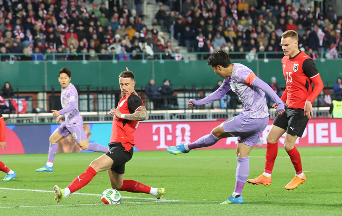 '스리백 재가동' 홍명보호, 오스트리아와 잘 싸웠으나 0-1 패배 '사비체르 결승포'...손흥민·오현규 결정적 슛에도 2연속 무득점[SS 빈 현장]