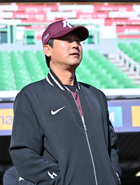 [포토]SSG전 앞둔 키움 설종진 감독