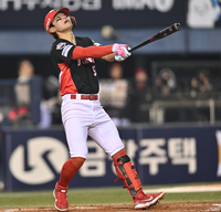 [포토] 김도영 ‘어디로 날아가니?’