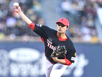 [포토] 김태형 ‘승리를 위하여’