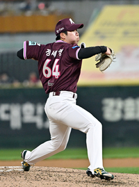 [포토]키움 정세영, SSG전 등판