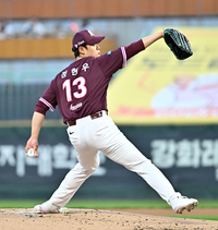 [포토]키움 정현우, SSG전 선발 등판