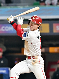 [포토]SSG 박성한, 2루타 2개로 멀티 히트!