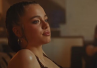 졸리·피트 딸 샤일로, K팝 MV 깜짝 등장…“정체 모르고 뽑았다” 반전 캐스팅