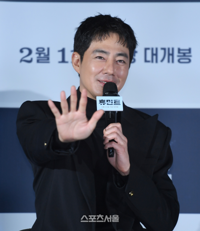 조인성, 좌표 찍혔다…정치적 악플에 시달려