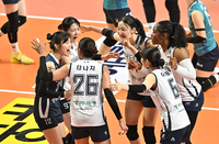 [포토] 환호하는 도로공사 ‘이렇게만 하자’