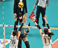 [포토] 강타 날리는 실바