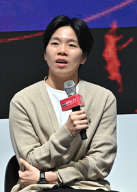 [포토]포스트시즌 각오 밝히는 하나은행 진안