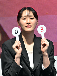 [포토]KB스타즈 강이슬, 우리은행에 3연승으로 승리를!