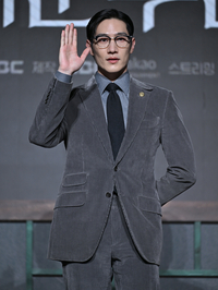 [포토] 노상현 ‘국무총리의 기풍 있는 손인사’