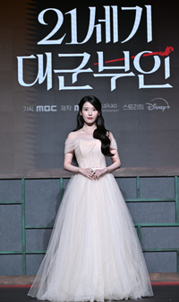 [포토] 아이유 ‘사랑스런 대군부인’