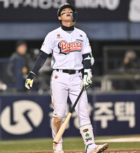 [포토] 박찬호 ‘쳐야 해’