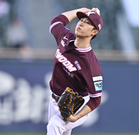 [포토] 역투하는 키움 배동현