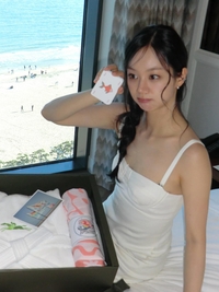 혜리, 해변 배경으로 청초한 자태 “내 사랑 여름이 성큼”