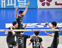 [포토]현대캐피탈, 득점이다!