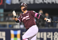 [포토] 파울 치는 박찬혁