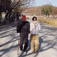 이효리 “아빠와 거리 있었다”…부친 별세에 ‘덤덤한’ 고백 재조명
