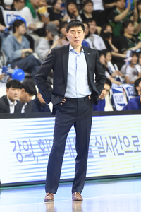 ‘접전 끝 승리’ 이상민 감독 “좋은 경기는 아니지만…승리에 의의 둘 수 있어” [SS원주in]