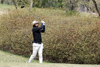 [포토] 티샷하는 조성환 부산 감독