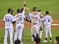 [포토] LG ‘신바람 8연승’