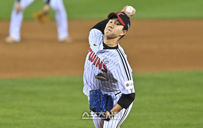 [포토] 역투하는 유영찬