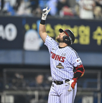 [포토] 오스틴 ‘내가 해결사’