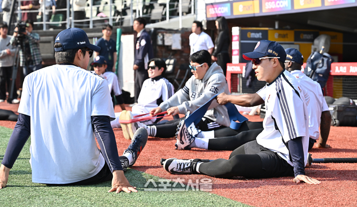[포토]한화에서 두산으로 손아섭, 첫 훈련 시작