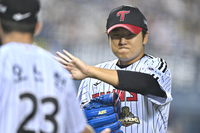 [포토] 송승기 ‘수비 좋았어’