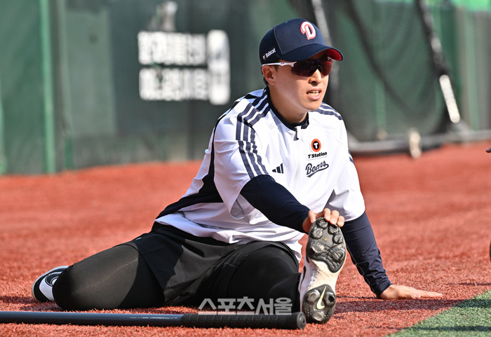[포토]손아섭, 트레이드로 한화에서 두산으로!