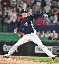 [포토]SSG전 9회말 등판한 두산 윤태호