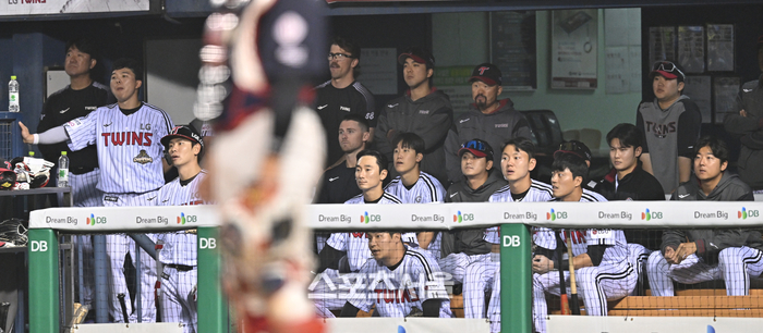 [포토] LG, 연승 행진 ‘8’에서 마감