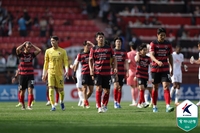 다음 홈경기는 7월 말…‘원정 10연전’ 앞둔 포항에 중요해진 안양·광주와 홈 ‘2연전’