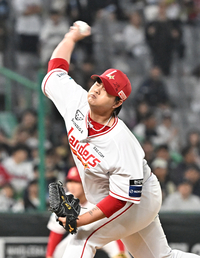 [포토]힘차게 공 뿌리는 SSG 김민