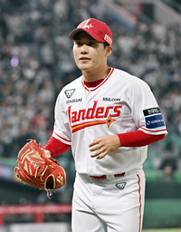 [포토]SSG 최민석, 아쉬운 강판