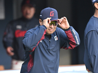 [포토] 김태형 감독 ‘환한 미소의 인사’