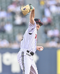 [포토] 역투하는 LG 선발 웰스