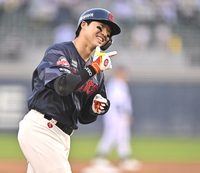 [포토] 솔로포 손성빈 ‘미소가 절로’