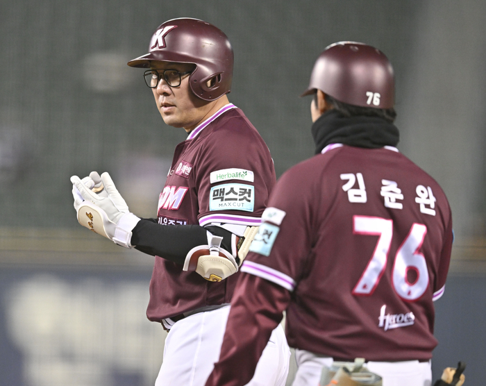 “처음엔 골절인 줄” 안치홍, 16일 타격 훈련 정상 소화…“7~8회 대타 대기” [SS광주in]