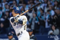 ‘147㎞ 속구에 강타’ 김휘집, 오른쪽 손목 골절 ‘6주 이탈’…그나마 수술은 피했다 [SS메디컬체크]