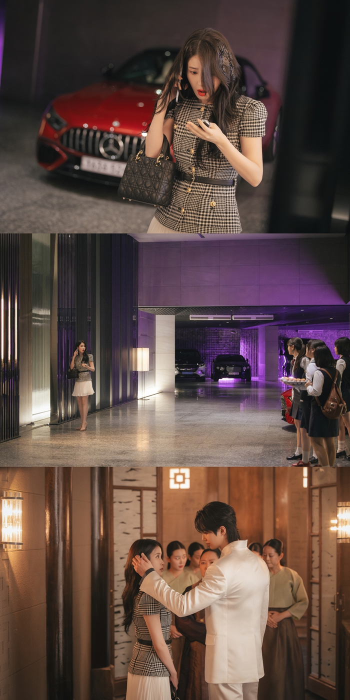 아이유, ♥변우석과 스캔들에 계란 테러(‘21세기 대군부인’)