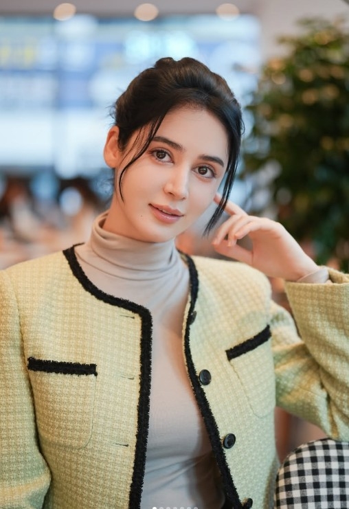 미스 이란, 한국 지원 비판후 '글삭제' ... 입장 왜 바뀌었나