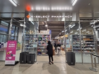 “건강은 더하고 가격은 낮춘다”…하남 미사 500평 ‘창고형 약국’ 가보니 [SS현장]