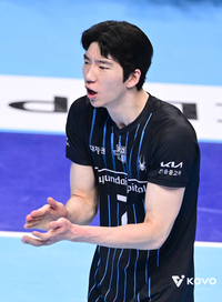 남자부 FA ‘최대어’ 허수봉, 복수 구단 관심에도 원소속팀 현대캐피탈 ‘잔류’ 선택했다