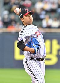 [포토]시즌 2승 노리는 LG 송승기