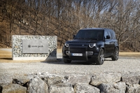 JLR 코리아, 스노우피크와 맞손…디펜더 고객 전용 ‘럭셔리 아웃도어’ 선사