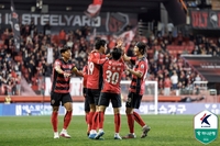 ‘이호재 결승골’ 포항, 2연패 탈출하고 홈 8연전 마무리…광주는 ‘5연패’[현장리뷰]