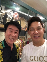 생전 송대관, “처음이자 마지막 수제자”라 부른 가수 차오름...이제 뜰 이유 충분하다